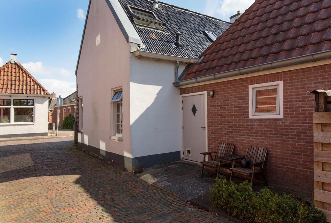 Karakteristiek Huis In Centrum Winsum Met Nieuwe Badkamer Esterno foto