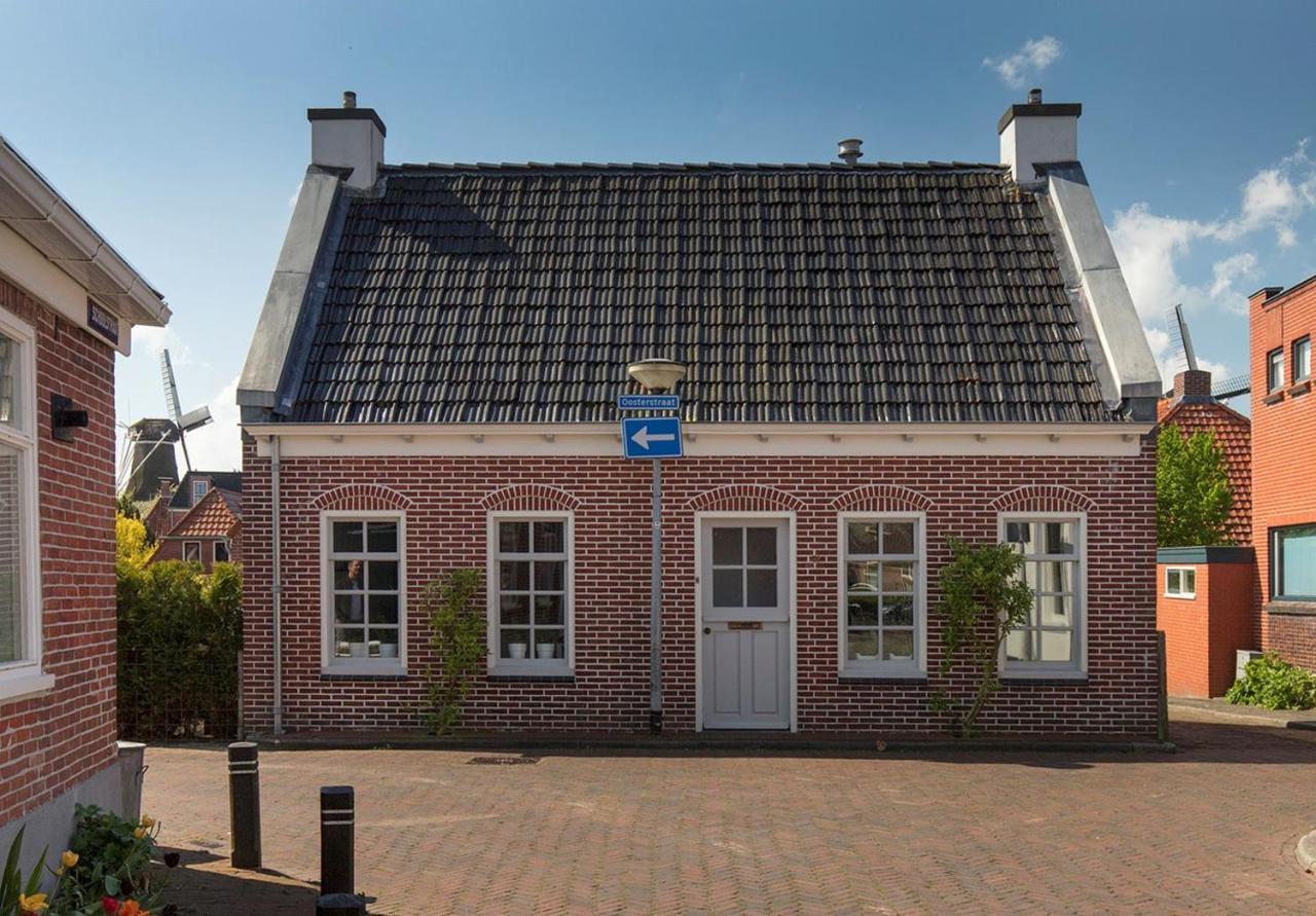 Karakteristiek Huis In Centrum Winsum Met Nieuwe Badkamer Esterno foto
